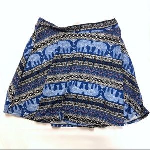 3/$20 Rue 21 Juniors Blue Elephant Skirt Size L/XL